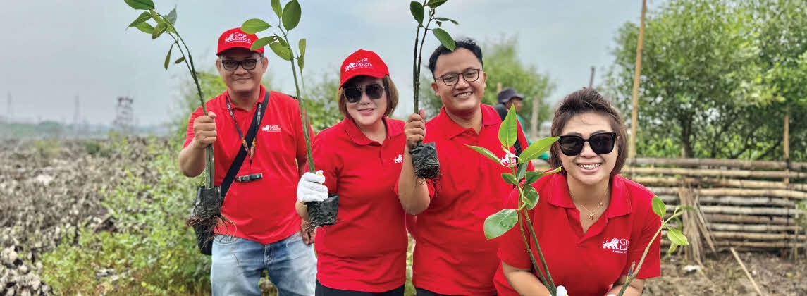 Perkuat Ketahanan Pesisir, Great Eastern Life Indonesia dan OCBC Lakukan Penanaman Mangrove