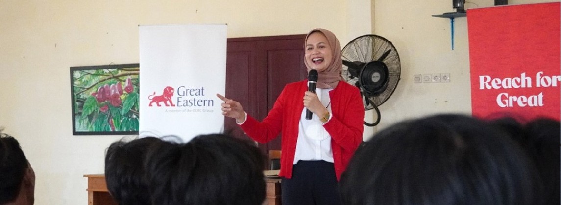 pemberian materi finansial literasi