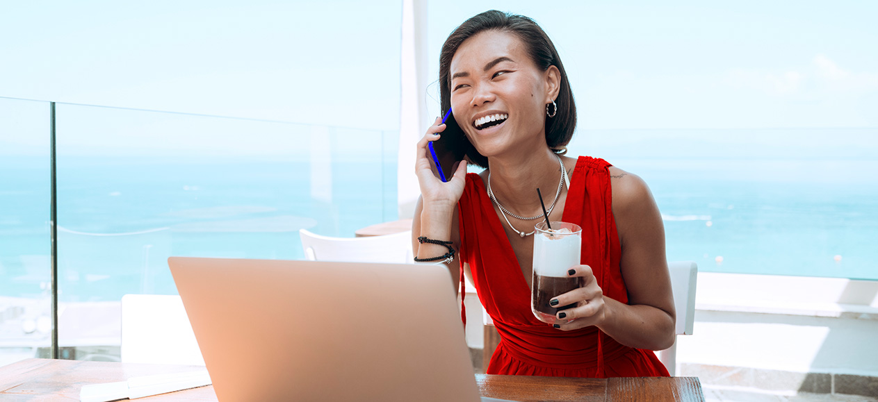 Financial planning tips for Singaporeans thinking of working overseas