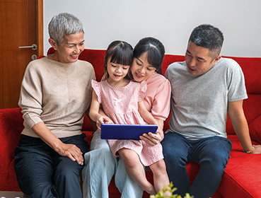 What happens if you do not name an insurance nominee in Singapore?