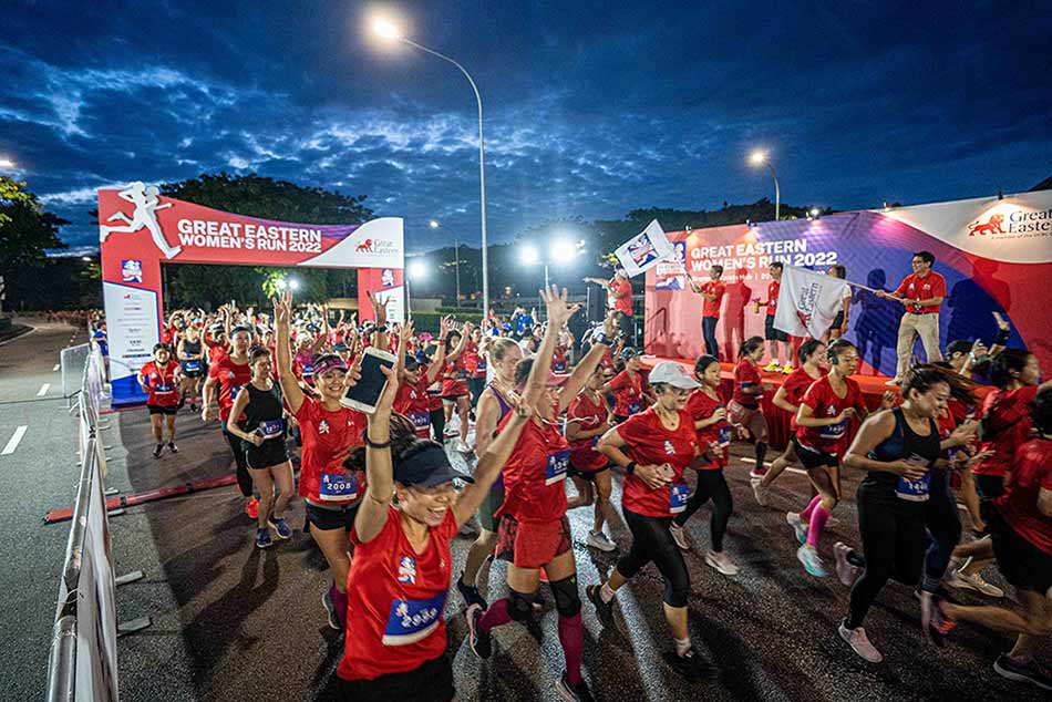 Over 4,000 ladies run through the city at the first all-women's run in Singapore since the pandemic