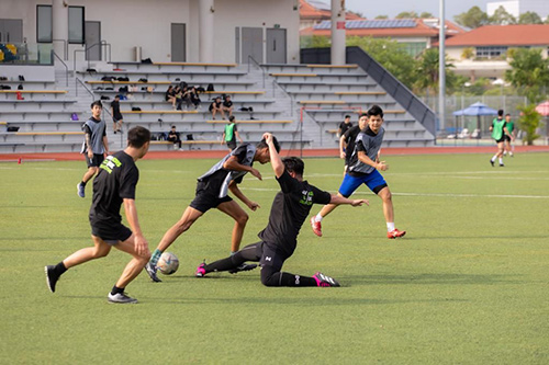 Advisors’ Clique Scores Big on Inaugural Sports Day