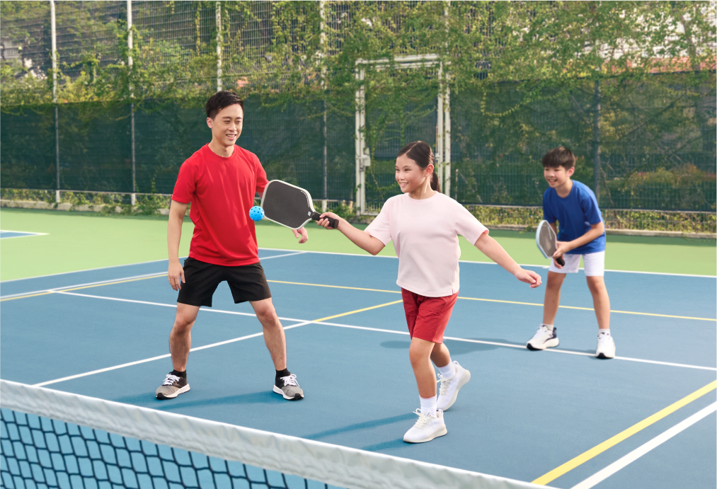 Invitations to complimentary family events